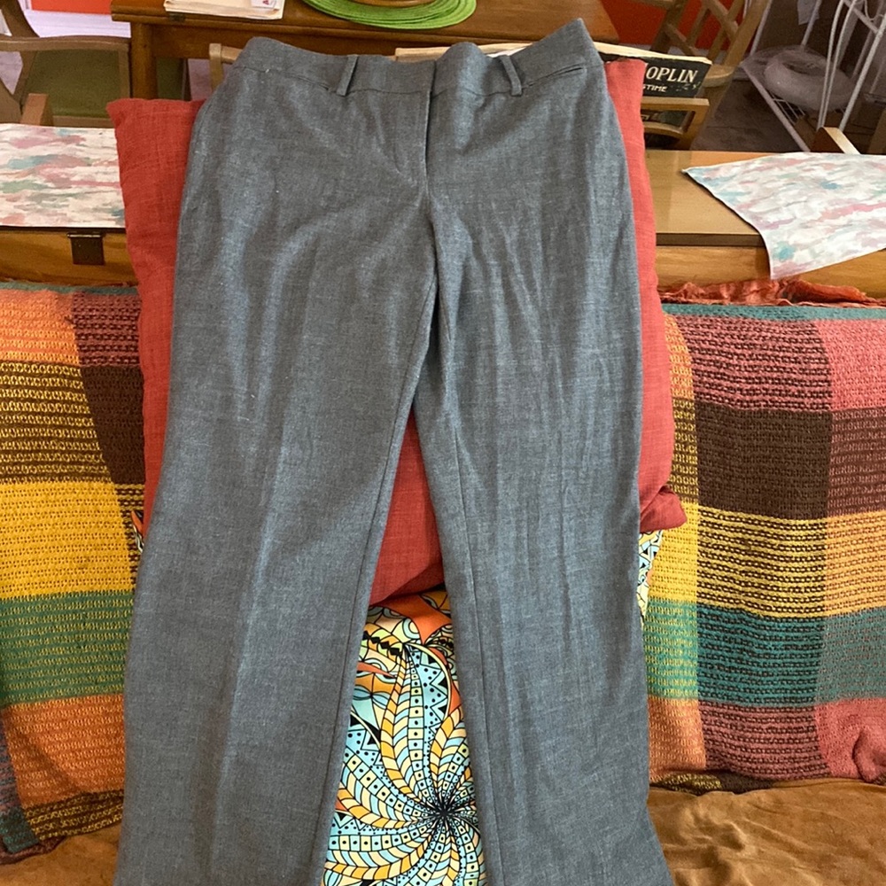 Loft Julie Trousers sz 6 grey.